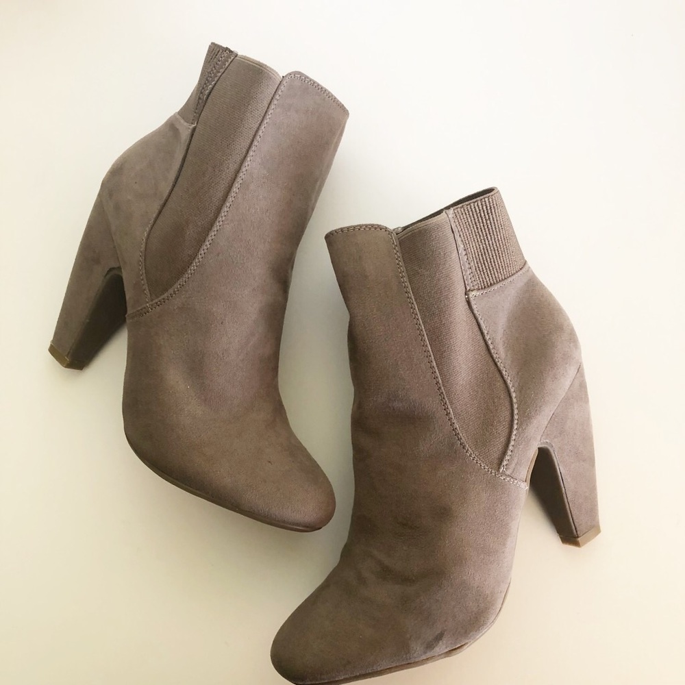 Taupe ankle boots women size 10 like new